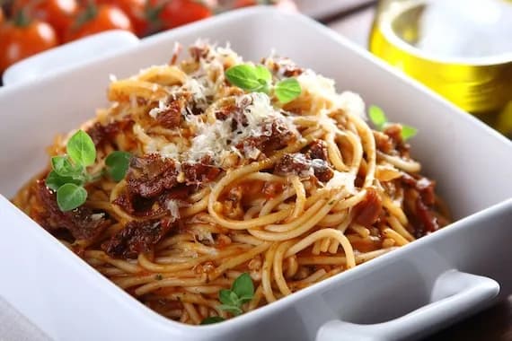 Najlepsze zdjęcia spaghetti, które zainspirują Twoje potrawy