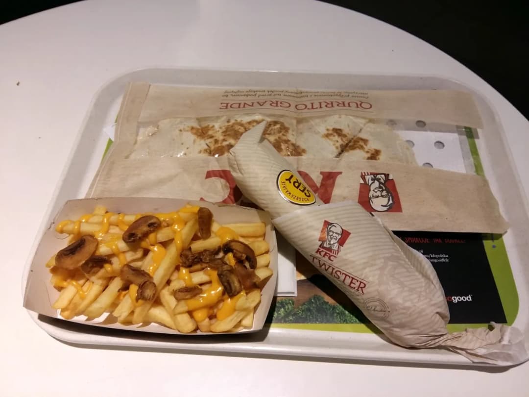 Jak znaleźć najbliższe KFC i uniknąć głodu w drodze